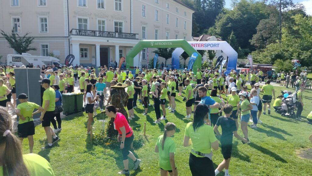 V juniju s Programom Svit na Afroditinem teku in Petrovem sejmu